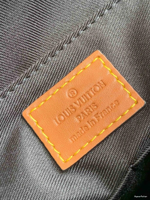 MESSENGER LOUIS VUITTON BAG 0809